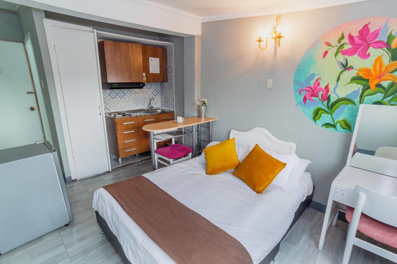 ApartaSuites&Hotel Suamox Bogota Bagian luar foto