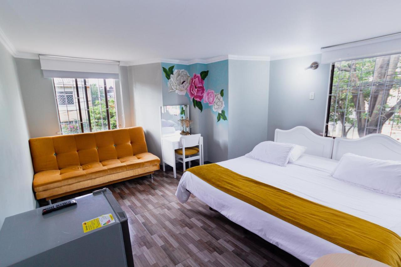 ApartaSuites&Hotel Suamox Bogota Bagian luar foto