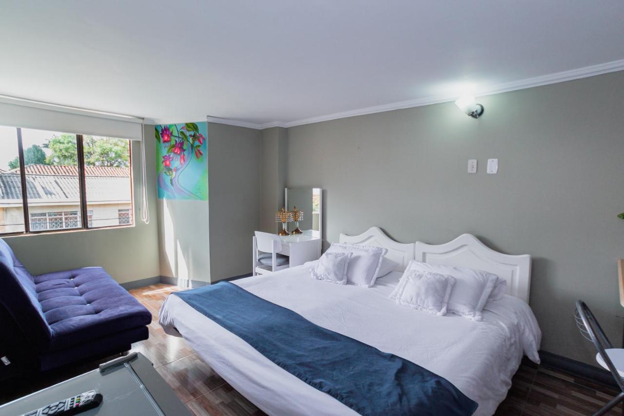 ApartaSuites&Hotel Suamox Bogota Bagian luar foto