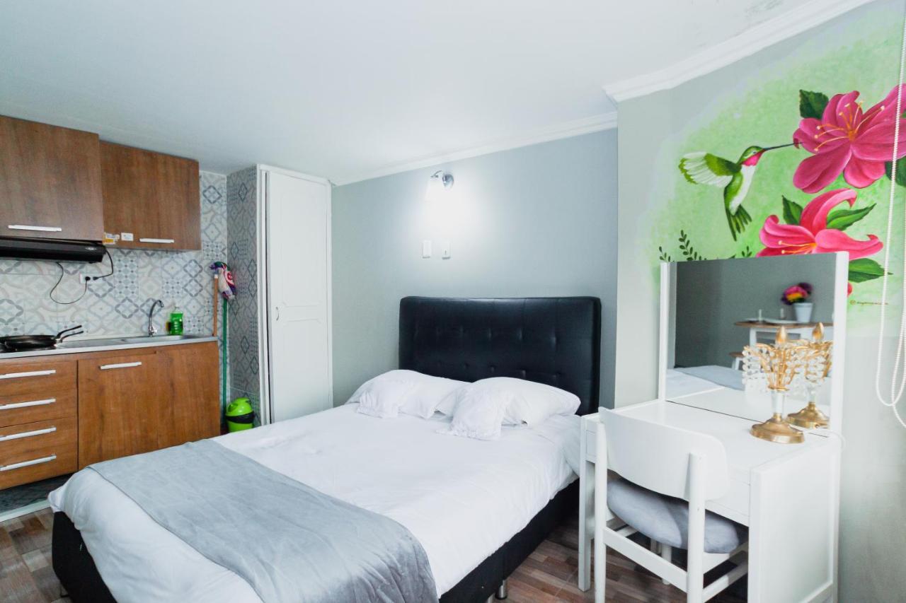 ApartaSuites&Hotel Suamox Bogota Bagian luar foto